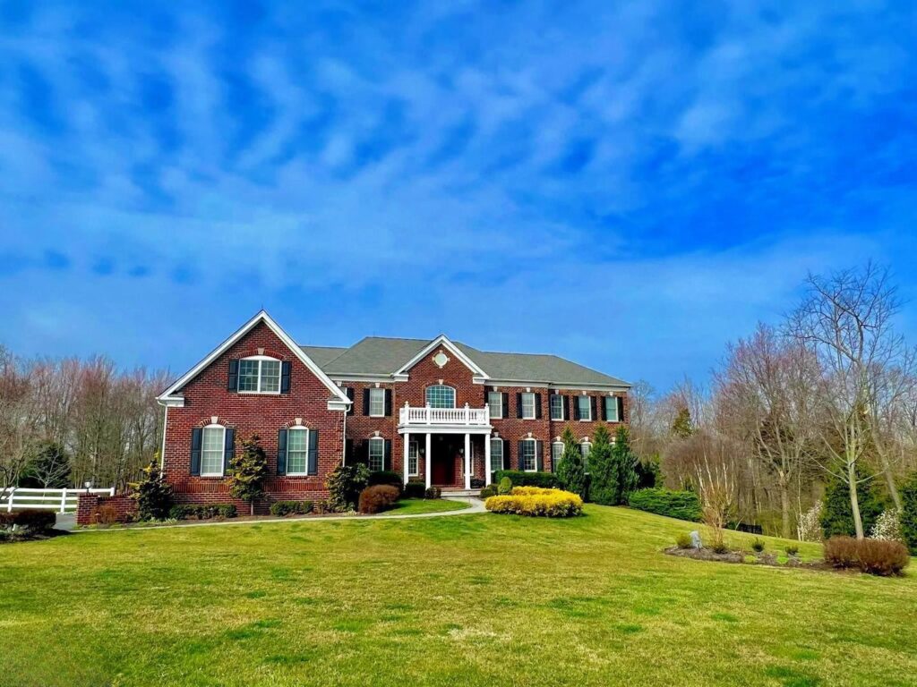 128 Jane Chapman Dr W, Newtown, PA