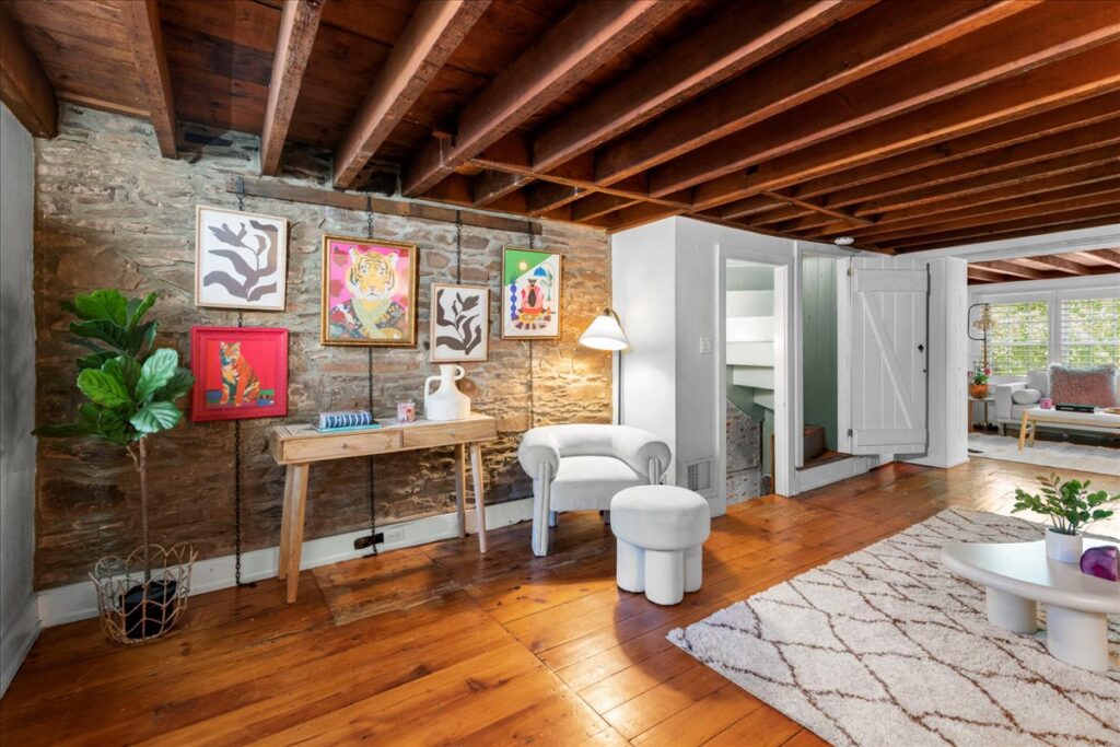 67 W Ferry Street, New Hope, PA 18938