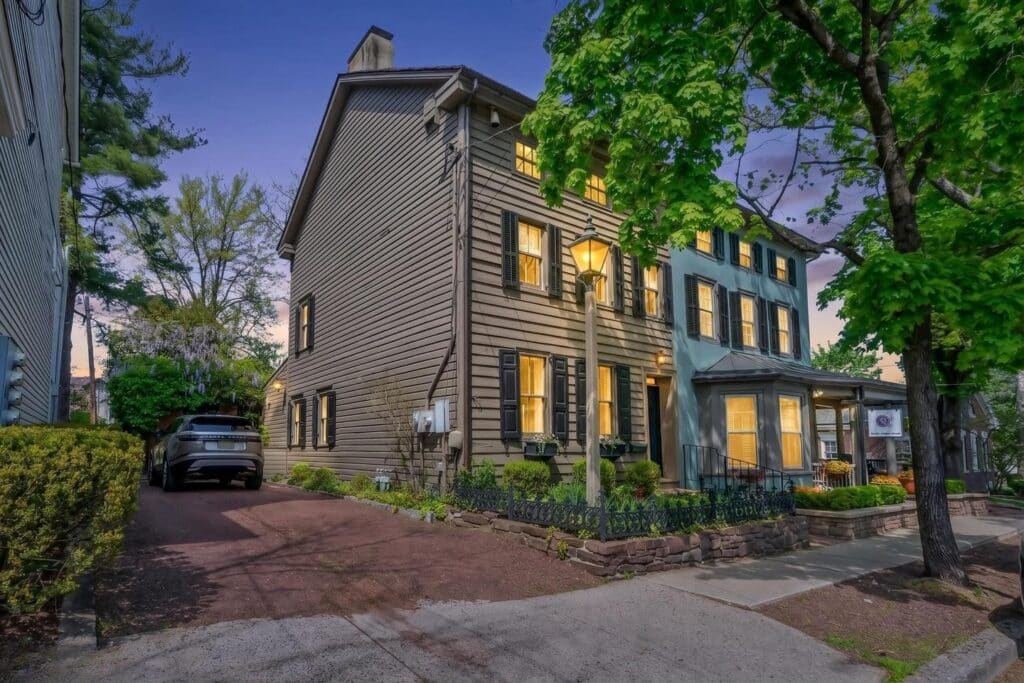 70 W Bridge St, New Hope