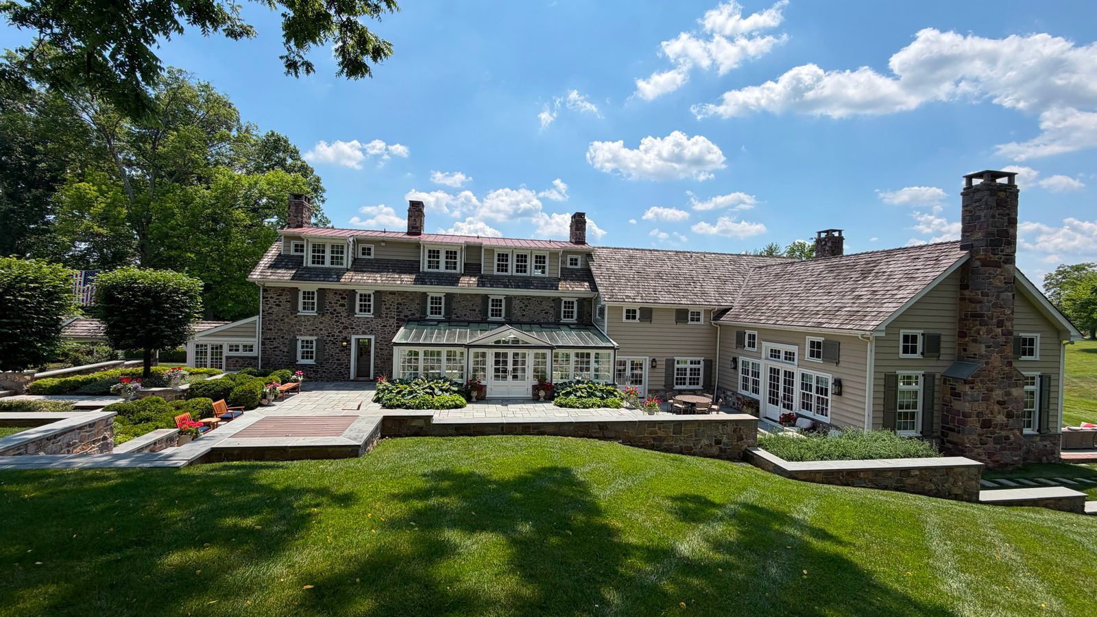 Luxury estate on manicured grounds in Upper Makefield, Bucks County